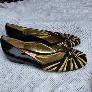 Beverly Feldman black patent ribbon flats 9.5 NEW